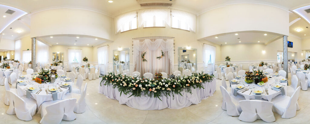 Wykonanie wnętrza budynku weselnego - Korona