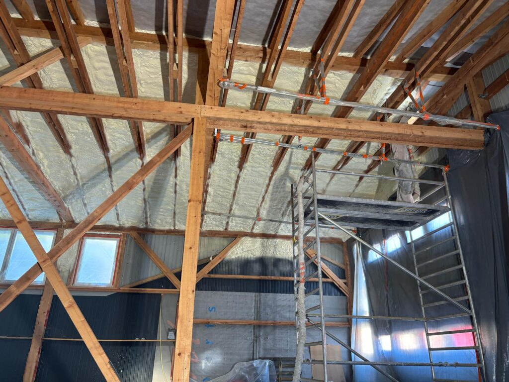 Ocieplenie pianą PUR Dąbrowa Tarnowska - hala